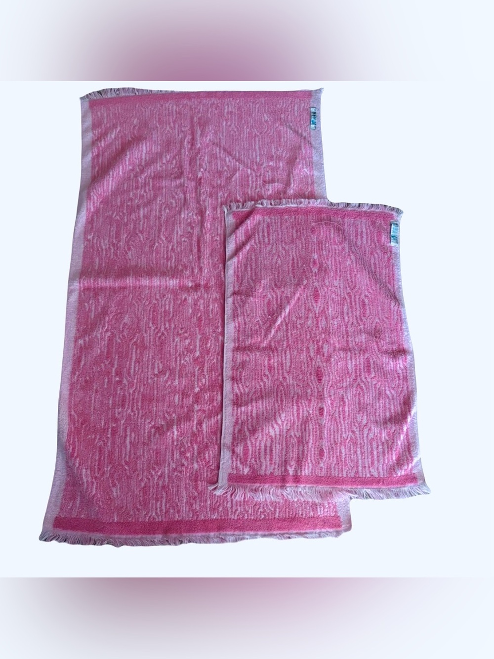 VTG Mod Hippie Fieldcrest Hot Pink Sculpted Fringed Towel Set Bath Hand MCM - Picture 1 of 9